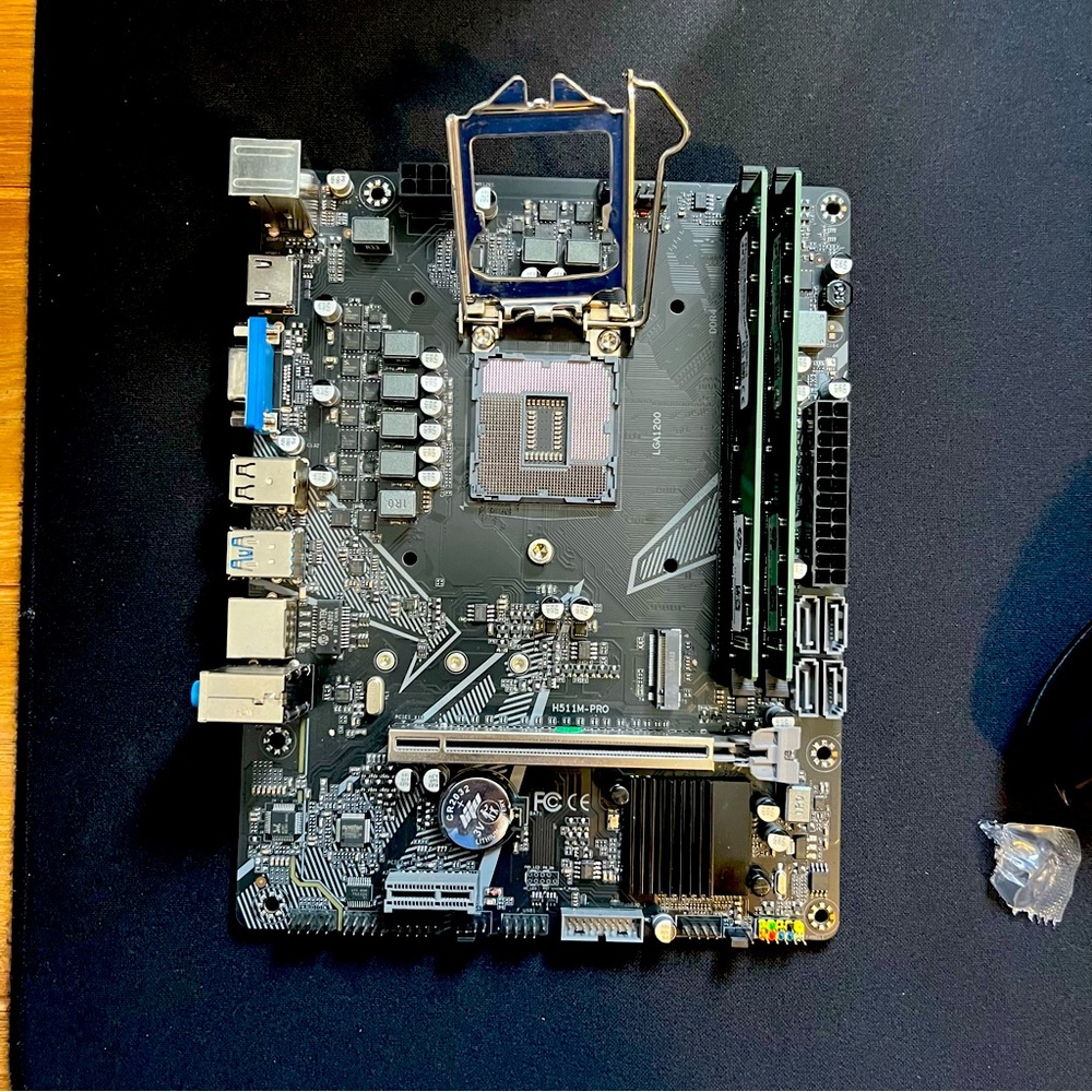 Lga 1200 motherboard micro atx